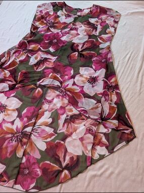 cha cha vente Olive & Pink Floral Scoop Neck Swim Cover Up